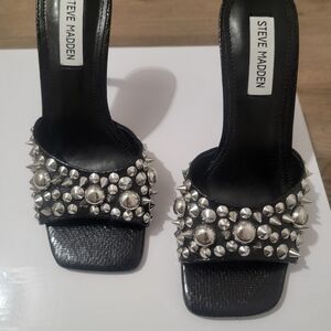 Steve Madden Black and Silver Studded Heels